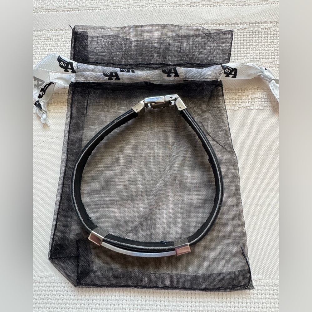 Men’s Stainless Steel Black Leather Greek Key Bracelet Size 8